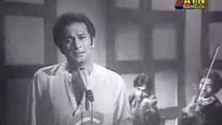 Razzak Babita on Slogan  Ki Sukh Pao Tumi by Abdul Jabbarflv [upl. by Couture]