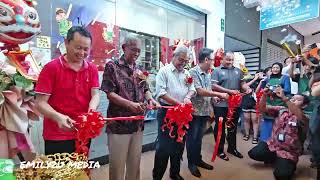 Tea Time With Ipoh City Mayor amp Orphans In Conjunction with the Opening of Mr Roasted Greentown [upl. by Yerffoej]