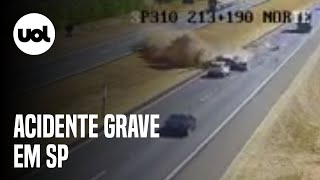 Acidente grave deixa 4 mortos em São Paulo [upl. by Chute170]