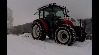 Schneeräumen mit Steyr Traktor und Planierschild First Time Snow Plowing with the Rear Blade [upl. by Ainoloppa]