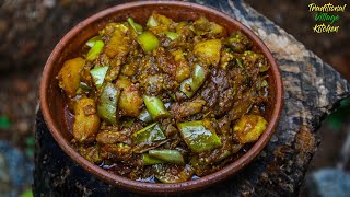 පොල් කිරි නැතුව අල දාල උයන වම්බටු කරිය Delicious Potato Brinjal Recipe  Indian Style Eggplant Curry [upl. by Janeen660]