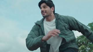 UNIQLO Pufftech Jacket Collection featuring Sidharth Malhotra  Download the App Now [upl. by Lammaj]