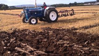 Ford 5000 ploughing [upl. by Deane]