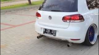 Golf 14TSI  Custom Exhaust [upl. by Redyr]