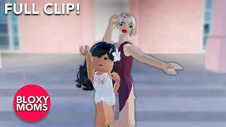 CATHY AND VIVI HOUSE TOUR VOICED  FULL CLIP Bloxy Moms [upl. by Xantha]