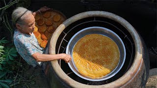 Grandma made a super big mooncake｜兒孫回家過中秋，阿婆冒雨做月餅，他们回也匆匆去也匆匆｜玉林阿婆 [upl. by Anerok189]