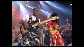 Earth Wind amp Fire Morris Pleasure and Verdine White jammin´ [upl. by Catlaina]