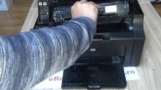 Replacing a Print Cartridge HP LaserJet Pro M1132  M1212nf CE285A [upl. by Inava]