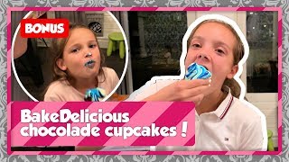 HMMM ELINE EN GUUSJE BAKKEN SAMEN CHOCOLADE CUPCAKES  De Nagelkerkjes 321 [upl. by Lowenstern]