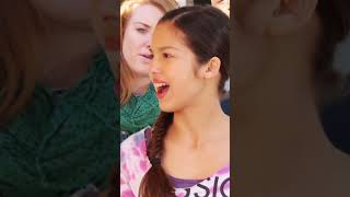 Olivia Rodrigo canta quotThe Comeback Songquot en Bizaardvark [upl. by Nagud]