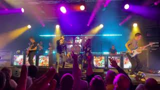 Shed Seven feat Rowetta  Disco Down  Octagon Sheffield  141124 [upl. by Pell]