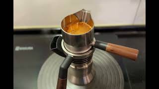 9bar  an espresso maker as good espresso as La Pavoni lever machine [upl. by Negem]