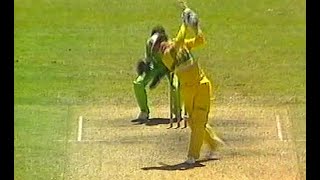 Massive Thats outta here Huge Dean Jones six off Mushtaq Ahmed Aust vs Pak ODI Gabba 198990 [upl. by Enram232]