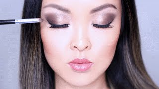 HOW TO Blend Eyeshadow For Beginners  chiutips [upl. by Terrena272]