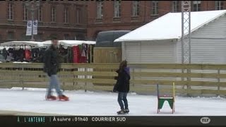 Une patinoire au Capitole pour les vacances Toulouse [upl. by Kamaria791]