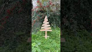 Arbre de Noël diy En bois de palette [upl. by Ajssatsan968]