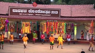 Pooja Kunitha ಪೂಜಾ ಕುಣಿತ   ritualistic folk dance of Karnataka [upl. by Nodnorb]