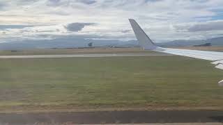 Takeoff  Launceston YMLT  VA1545  Virgin Australia  B738 [upl. by Huntington]