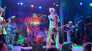 4K Ballyhoo performs “Prisoner” live at The State Theatre [upl. by Ydnerb]