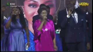 Minister EFE GRACE MINISTERS POWERFULLY AT EVANGEL PRAISE 🔥🔥🌟🌟 EfeGrace [upl. by Anayd]