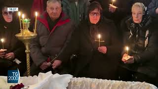 Navalny 3 mila persone ai funerali Sepolto sulle note di quotMy Wayquot [upl. by Elenaj444]