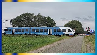 🚈 Spoorwegovergang Bergentheim Eerste Elsweg  Dutch Railroad Crossing [upl. by Drofnil958]