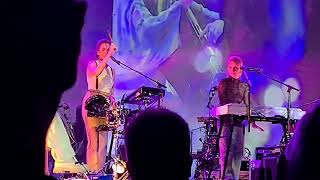 Agnes Obel  Familiar  live [upl. by Marcelo734]