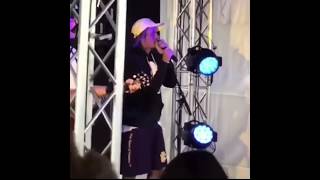 Justin Bieber Singing Reckless Love  Tremble at Coachella Churchome April 152018 [upl. by Hareehat757]