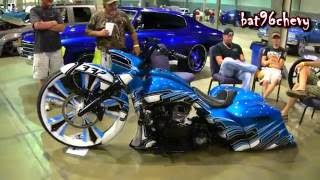 SUPERCHARGED Striped Road King Bagger Motorcycle w 32quot Wheel Camtech Custom Baggers  HD [upl. by Arbas533]