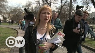 Peaceful antiPutin protests in Russia  DW English [upl. by Moersch90]