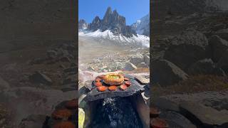 Dağda Simit Arasında Sucuklu Yumurta 🥚 Eggs with beef sausage between bagels on the mountain 🏔️ [upl. by Suinuj]