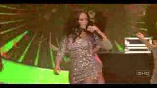 Rihanna Break It Off Live at New Years 2007 [upl. by Skippie726]