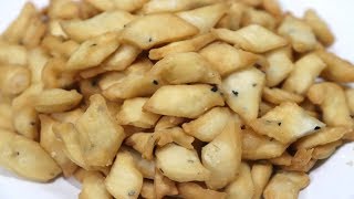 नमक पारे बनाने का तरीका  Khasta Namakeen Recipe  Crispy Nimki Recipe  How to make namak pare [upl. by Annavas]