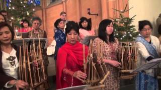 Angklung MKIF  Silent Night  Malam Kudus XMAS2013Part 3 [upl. by Iznekcam734]