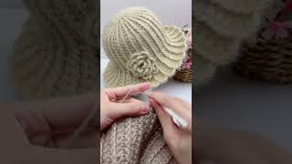 Lines method of crochet hat [upl. by Gorden52]