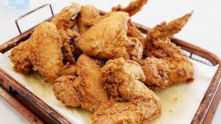 Southern Fried Chicken Wings  How To Make Crispy Fried Chicken  So Easy [upl. by Salomie647]