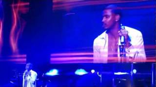 Trey Songz performs Sex aint better than Love on Anticipation 2our  Oakland Paramount TheatreHD [upl. by Meijer]