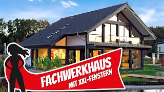 Modernes Fachwerkhaus mit riesigen XXLFenstern von Meisterstück Haus  Haustour  Hausbau Helden [upl. by Grantley258]