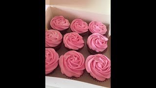 Recette de 24 cupcakes au chocolat [upl. by Ahseikram]