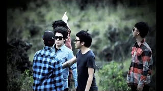 Pee Wee Gaskins  Sebuah Rahasia  Official Music Video [upl. by Oznole473]