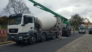 3Teil Bodenplatte betonieren mit Betonpumpe  33 Concreting the floor slab with a concrete pump [upl. by Eniron780]