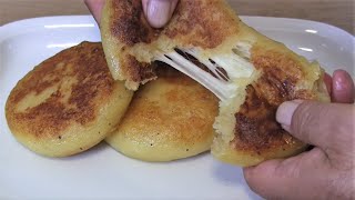 Käse Kartoffel Frikadellenmit Mozzarella gefüllte KartoffelpufferPfannkuchenReibekuchen mit Käse [upl. by Silvester]