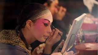 CHINESE OPERA DIVA THE MAKEUP OF A CANTONESE OPERA ARTIST [upl. by Ambrosane]