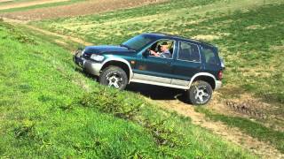 Kia Sportage 20 Off Road [upl. by Athena177]