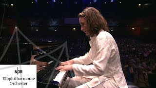 Schumann Klavierkonzert  Hélène Grimaud  Thomas Hengelbrock  NDR Elbphilharmonie Orchester [upl. by Analeh]