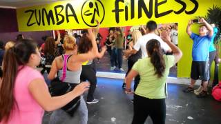 Metela Sacala Zumba con Pako Baez [upl. by Aba945]