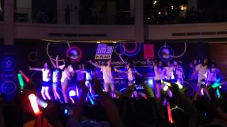 FANCAM JKT48  First Rabbit at JKT48 Handshake Festival 2013 Epicentrum Walk 111013 [upl. by Aikemaj]