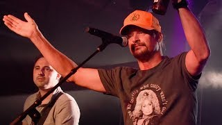 Kid Rock Stuns Gretchen Wilson With quotBad Feelingquot [upl. by Reifinnej]