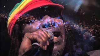 Alpha Blondy  Ne Tirez Pas Sur LAmbulance  Live Paris Zenith 09 Mai 2009 [upl. by Noseyt]