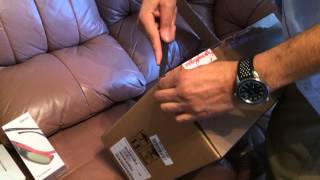 Optoma HD131Xe Full 3D 1080p Projector unboxing [upl. by Whorton]